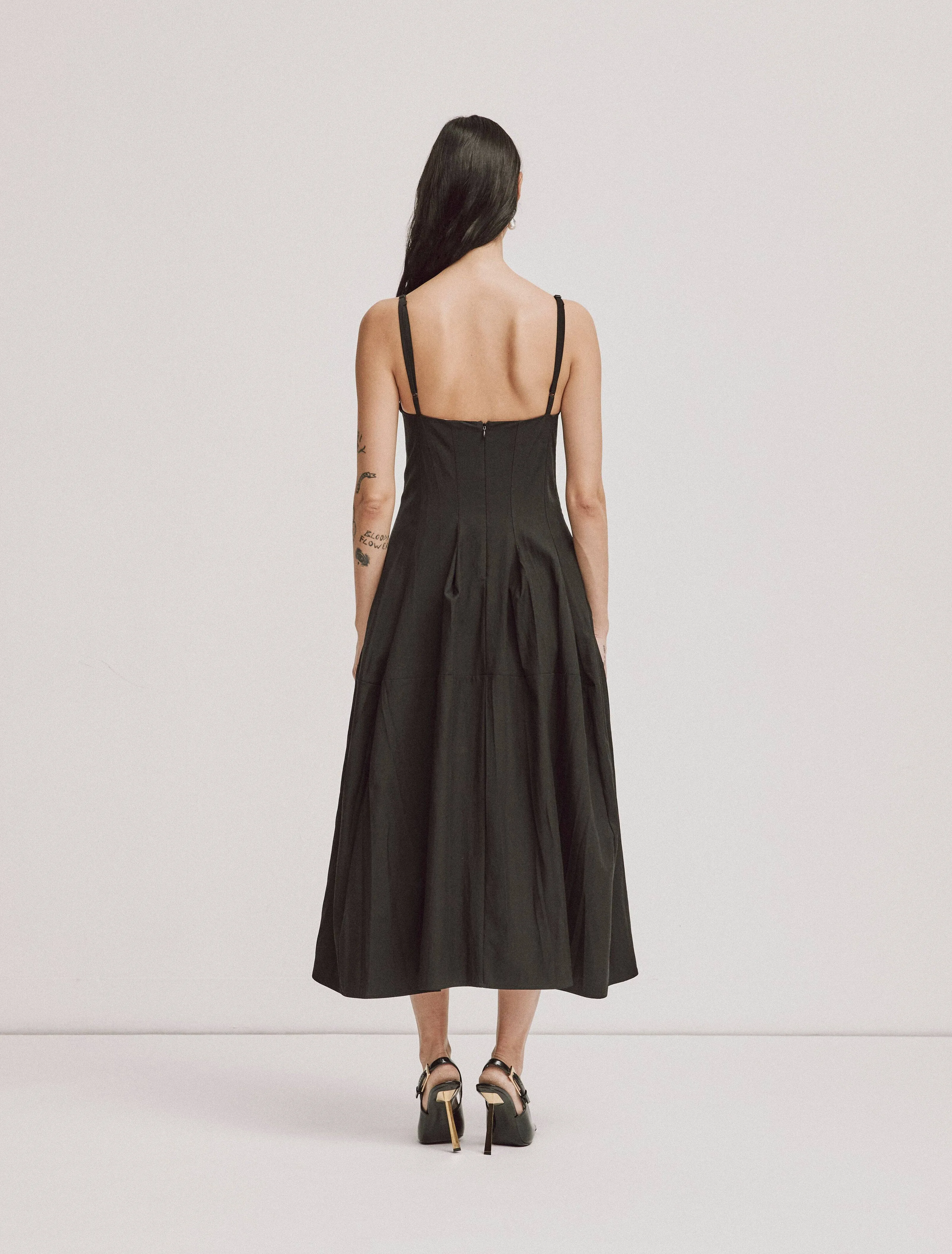 Iris Dress In Black