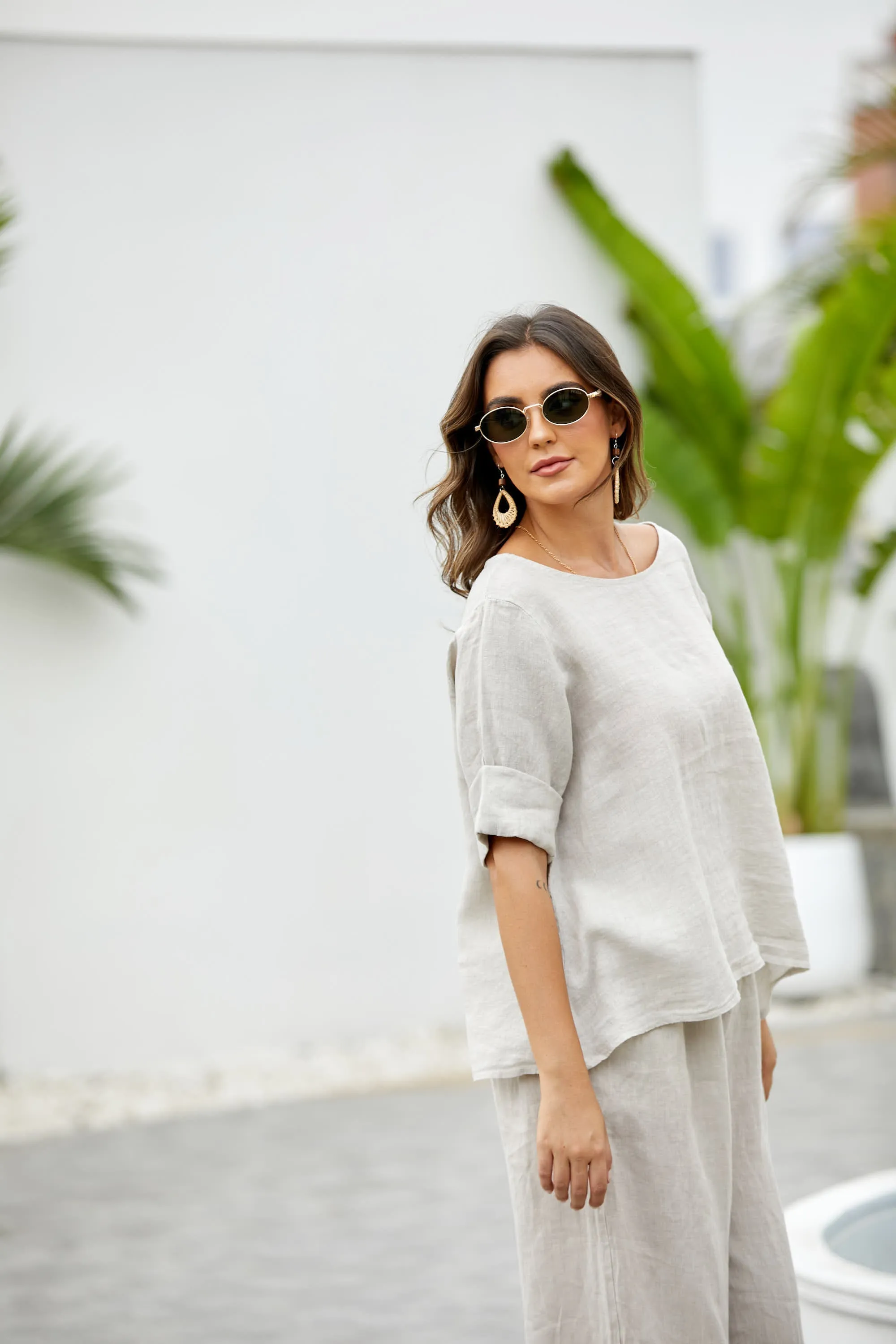 Mea's Linen Breeze Button-Back Top