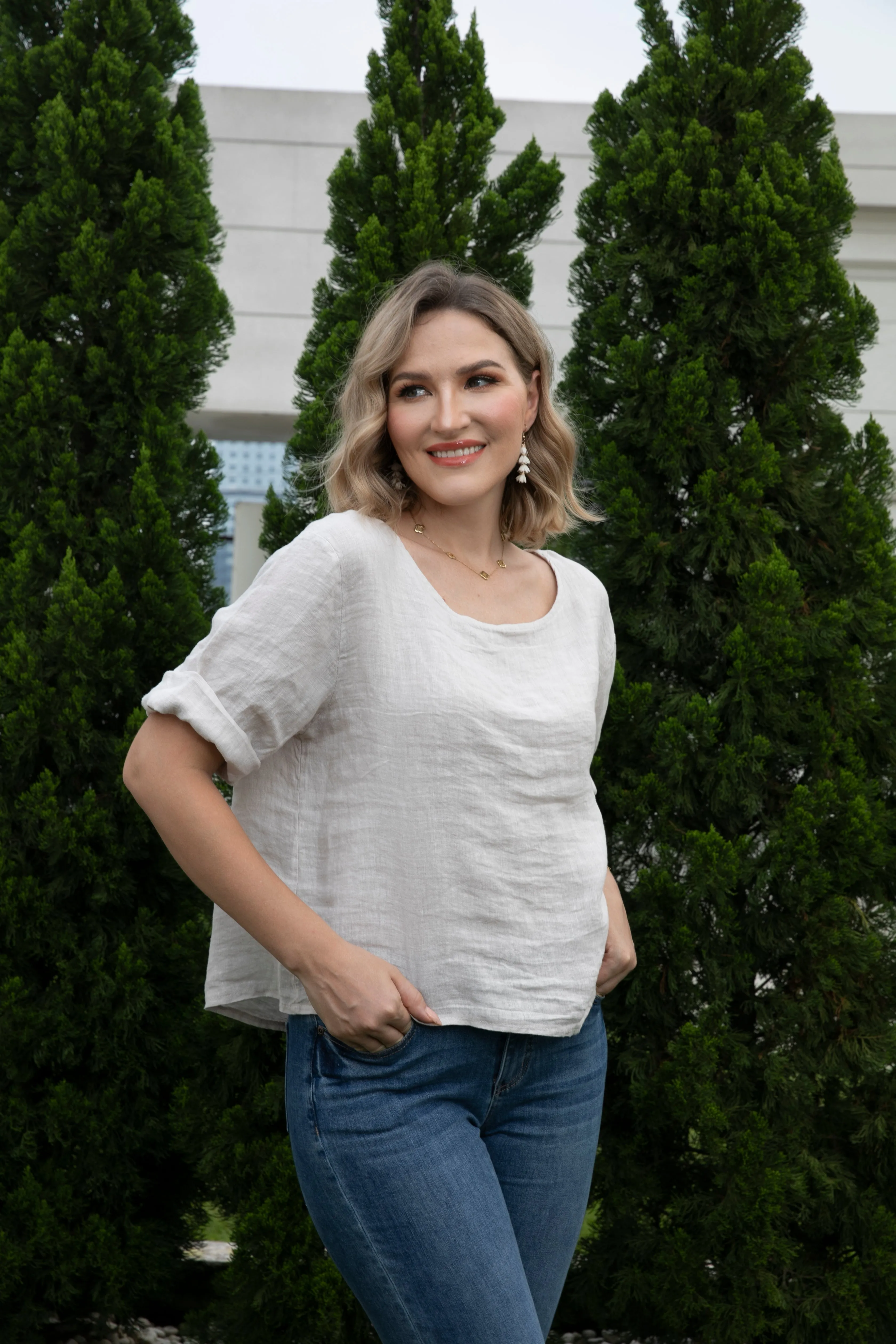 Mea's Linen Breeze Button-Back Top