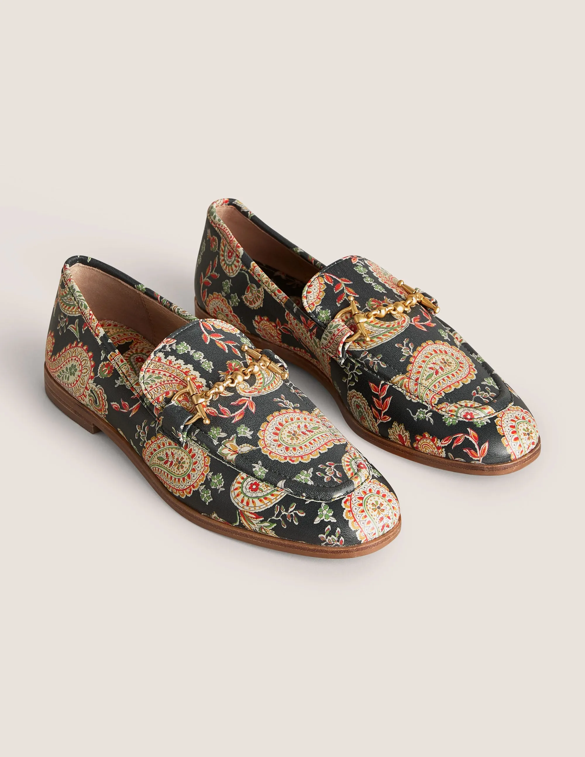 Snaffle Detail Leather Loafers-Black, Paisley