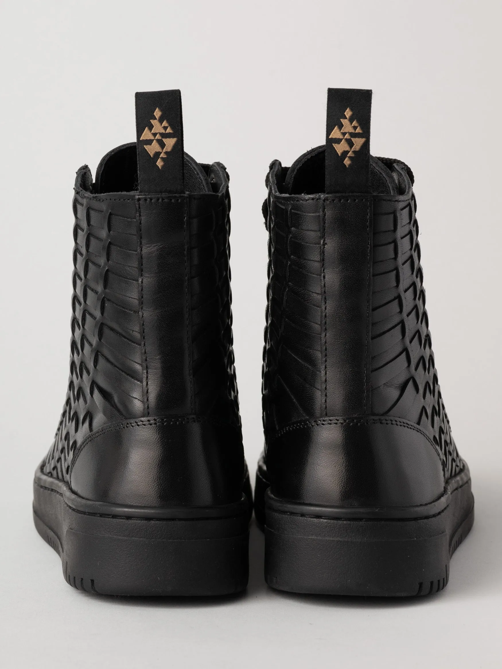 Tahaa Boots